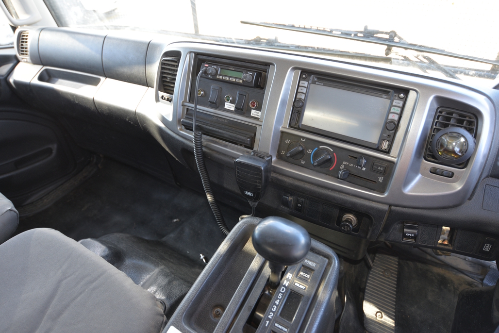 2012 HINO 500 FM 2630 TIPPER