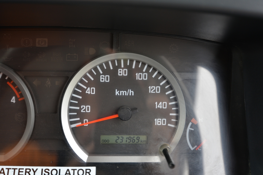2015 ISUZU NPS 300 MANUAL 4X4 C/CHAS