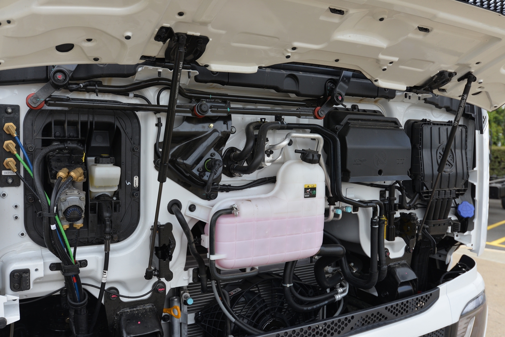 2021 HYUNDAI PAVISE D217 ULWB MANUAL CAB CHASSIS