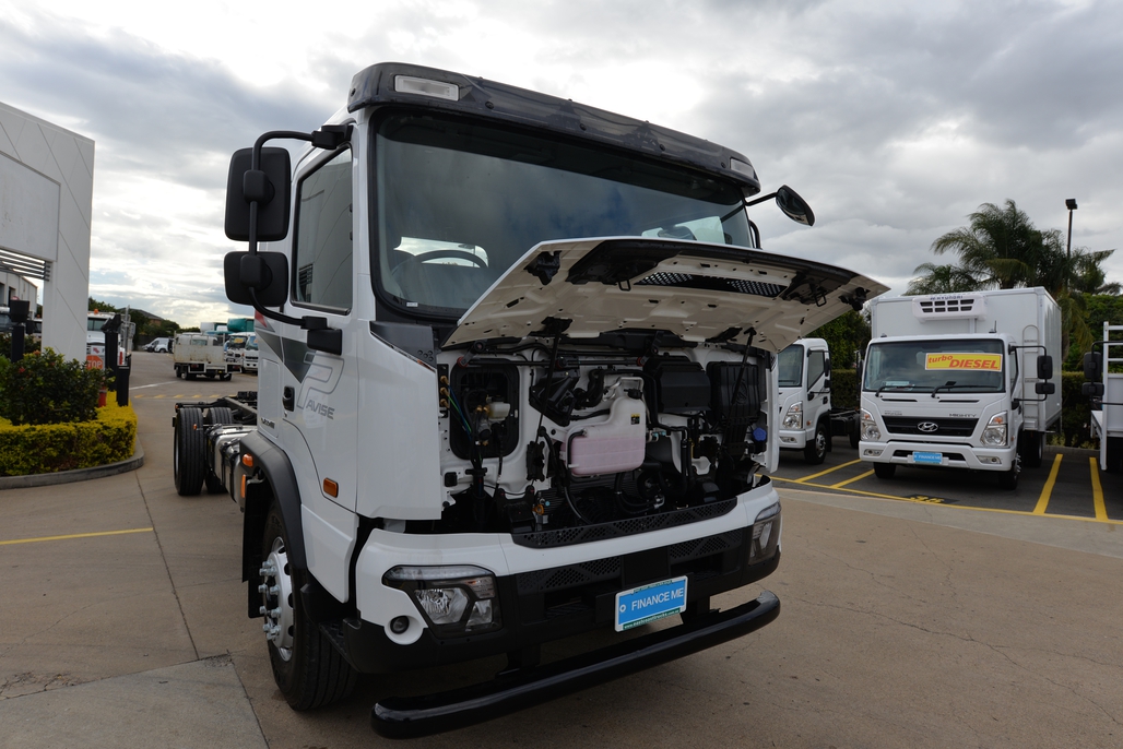 2021 HYUNDAI PAVISE D217 ULWB MANUAL CAB CHASSIS