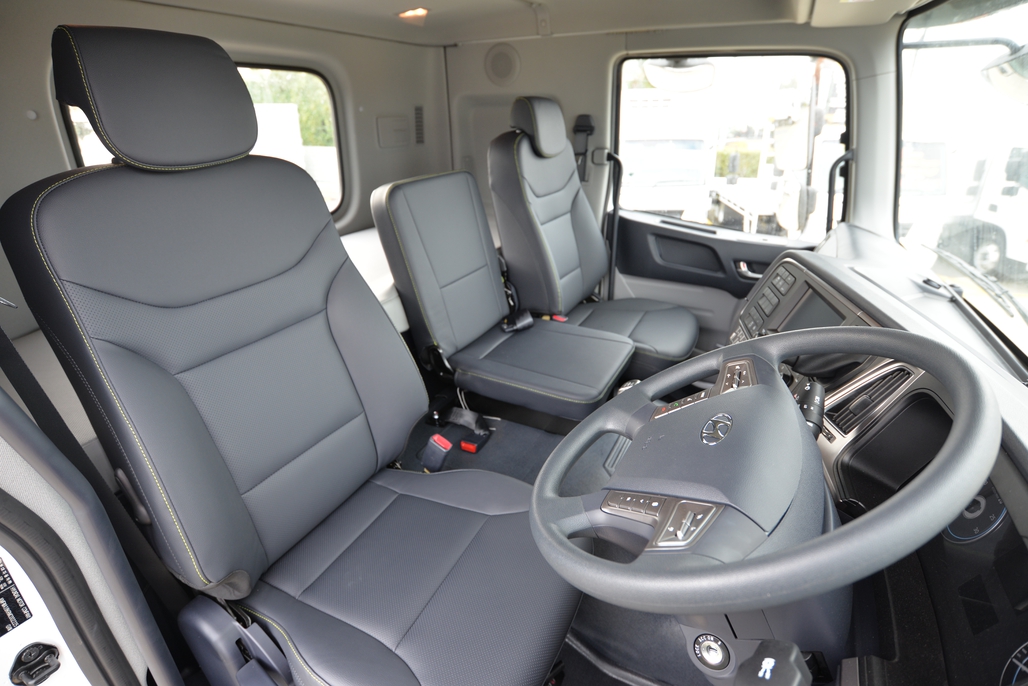 2021 HYUNDAI PAVISE D217 ULWB MANUAL CAB CHASSIS