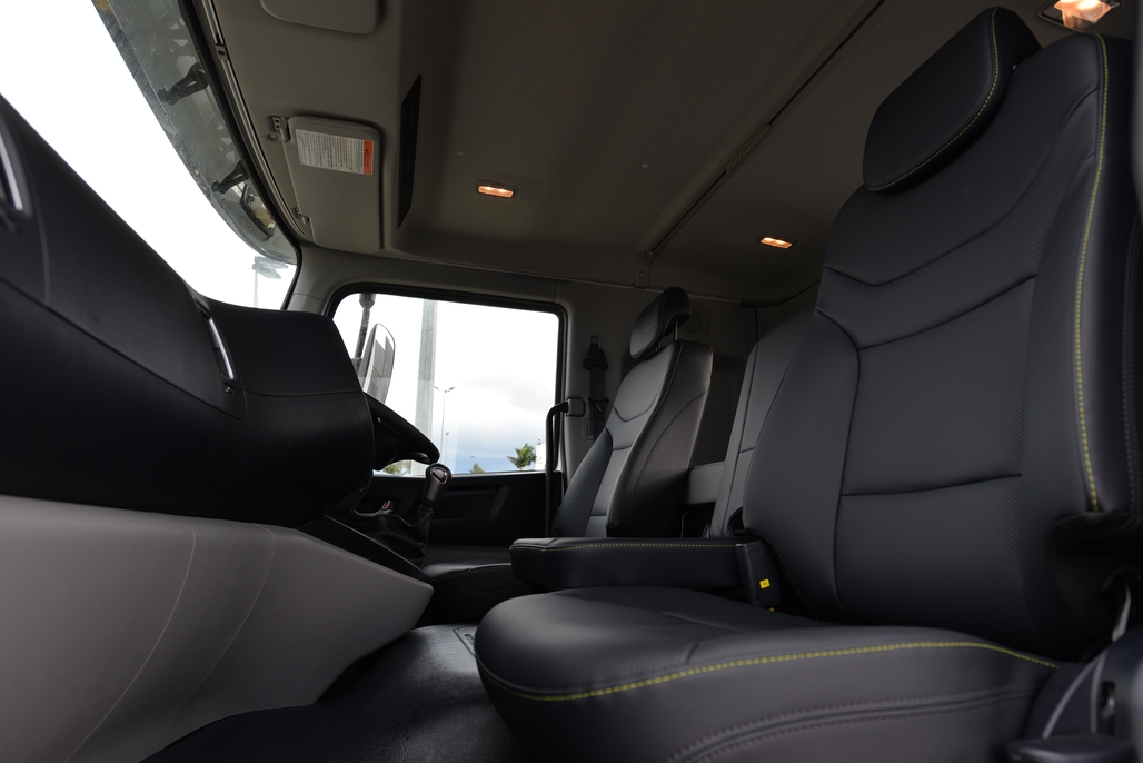 2021 HYUNDAI PAVISE D217 ULWB MANUAL CAB CHASSIS