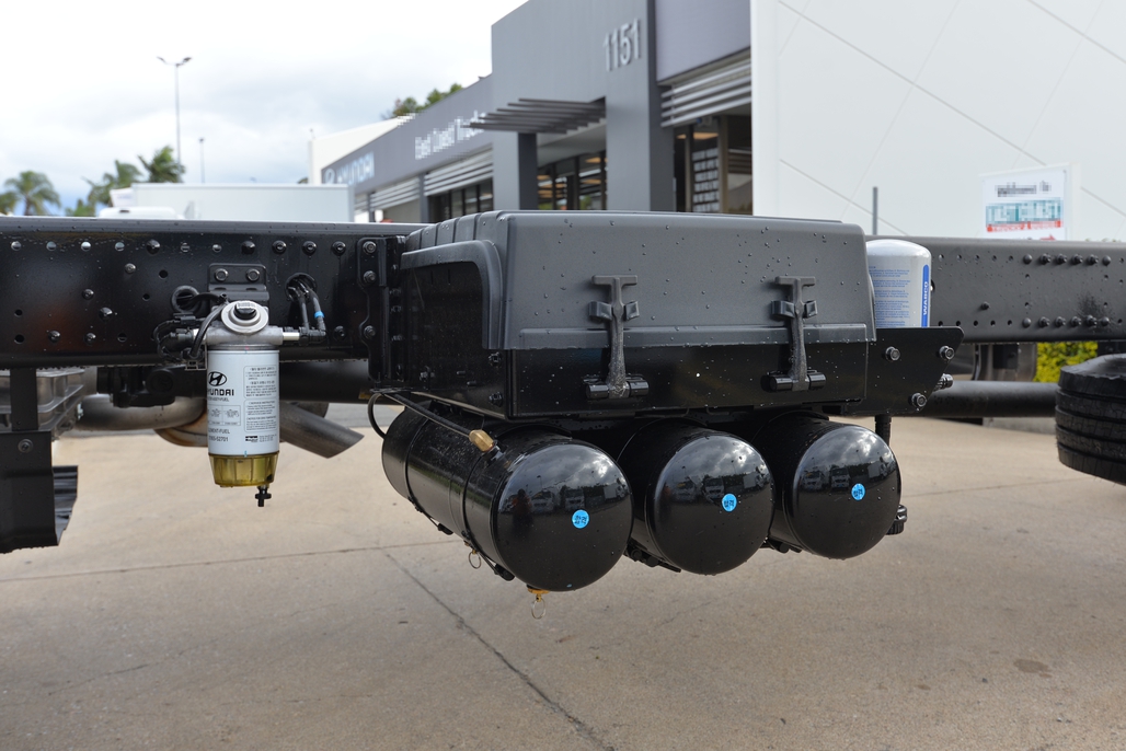 2021 HYUNDAI PAVISE D217 ULWB MANUAL CAB CHASSIS