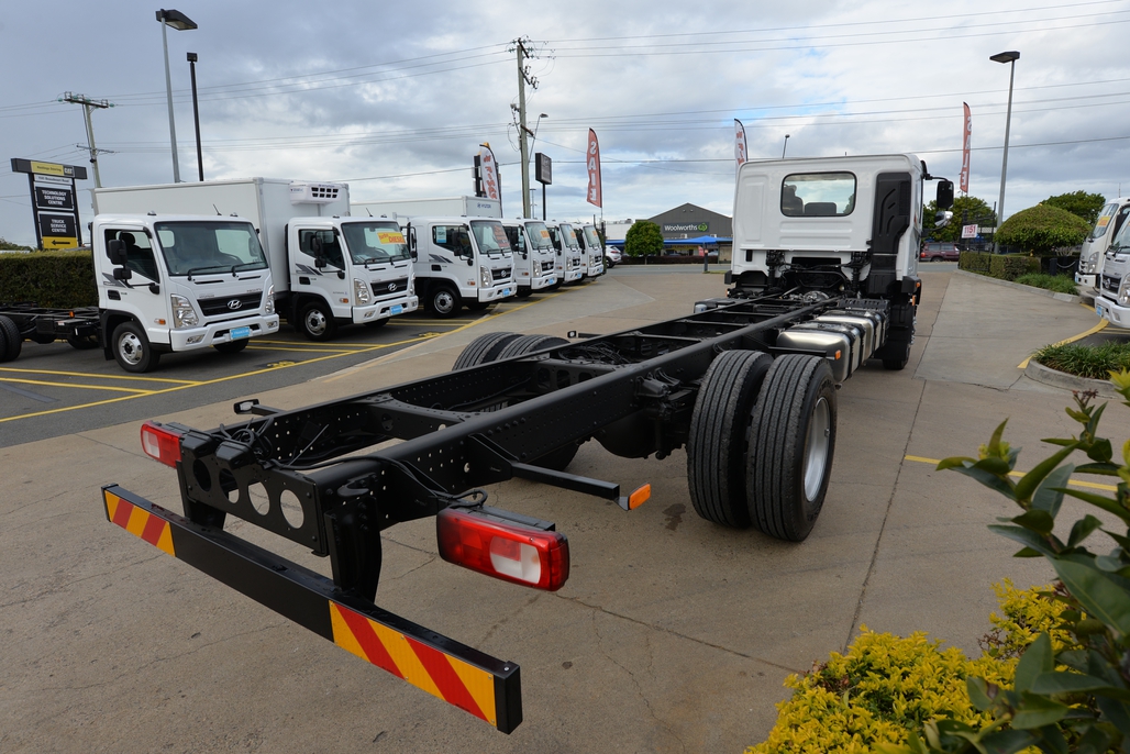 2021 HYUNDAI PAVISE D217 ULWB MANUAL CAB CHASSIS