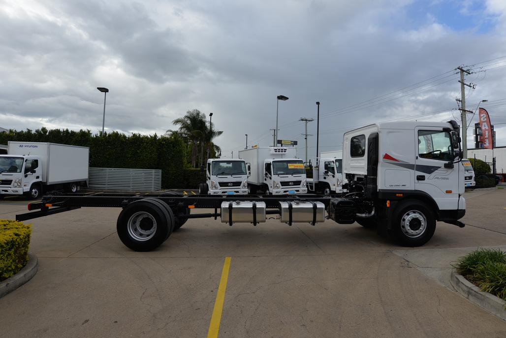2021 HYUNDAI PAVISE D217 ULWB MANUAL CAB CHASSIS