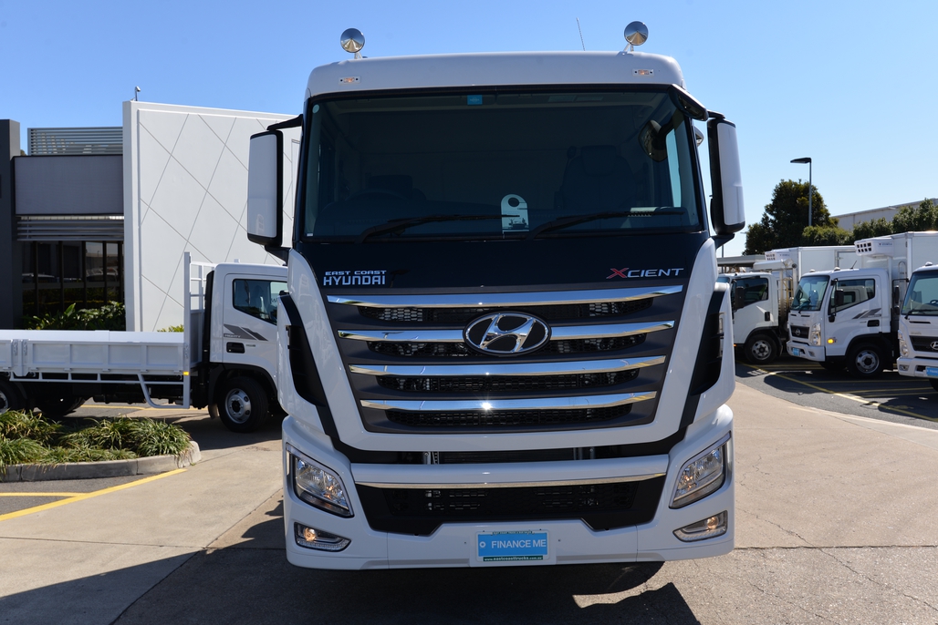 2021 HYUNDAI XCIENT MWB AUTOMATIC PRIME MOVER