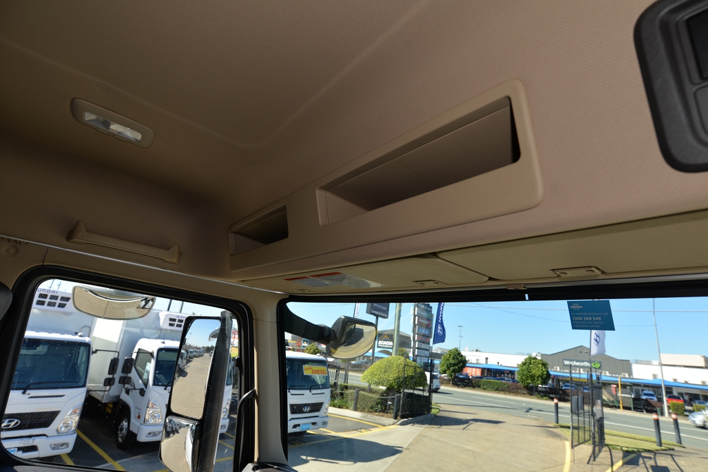 2021 HYUNDAI XCIENT MWB AUTOMATIC PRIME MOVER
