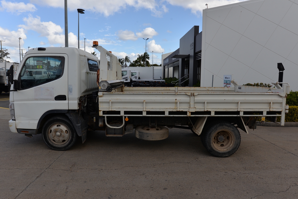 2006 MITSUBISHI FUSO CANTER TIPPER