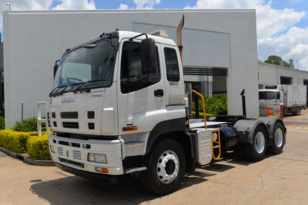 2013 ISUZU CXZ GIGA AUTOMATIC PRIME MOVER