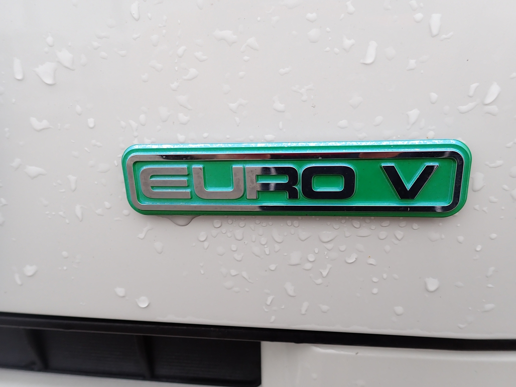 2015 ISUZU FTR 900 AUTOMATIC DUAL CAB TRAY