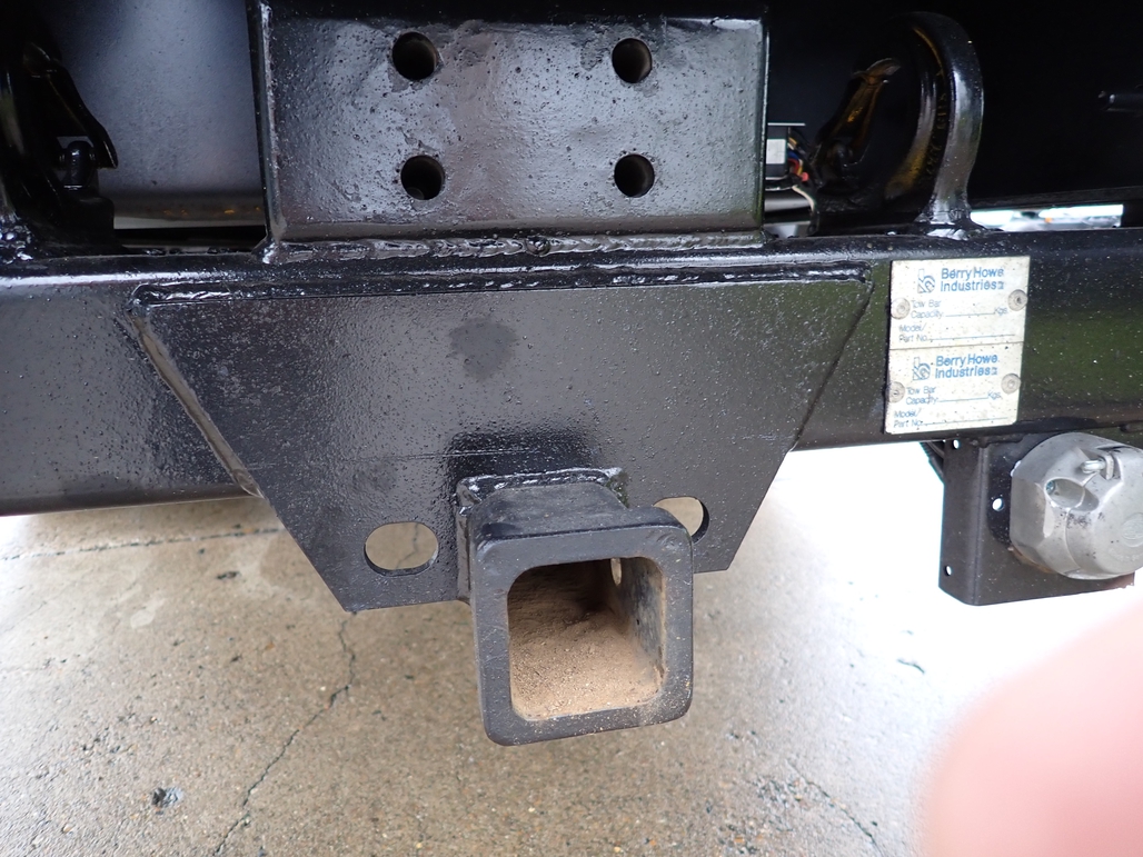 2015 ISUZU FTR 900 AUTOMATIC DUAL CAB TRAY