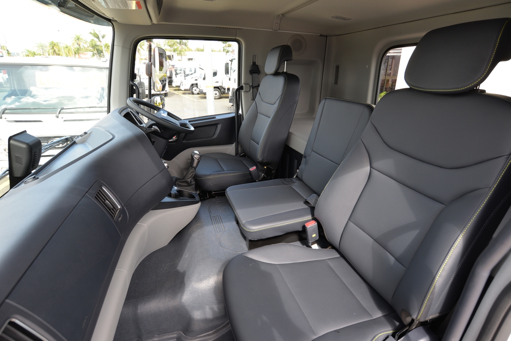 2022 HYUNDAI D115 PAVISE MANUAL CAB CHASSIS