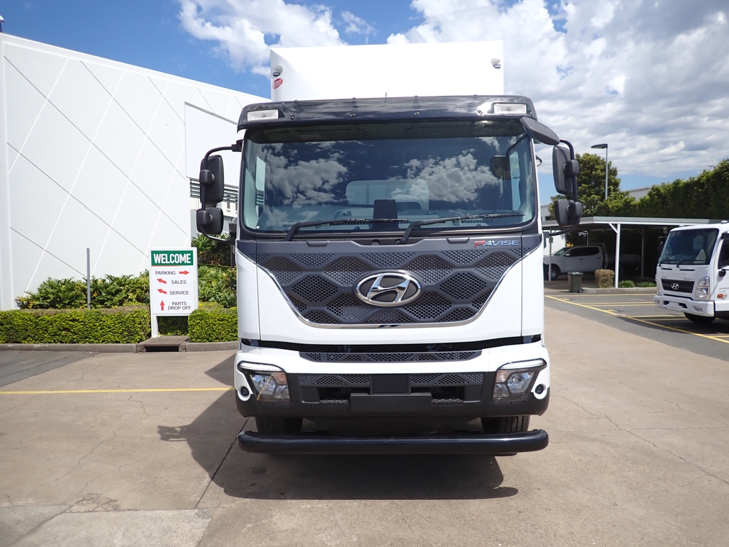 2022 HYUNDAI D217 PAVISE AUTOMATIC TAUTLINER 