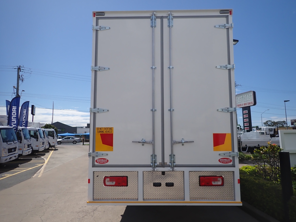 2022 HYUNDAI D217 PAVISE AUTOMATIC TAUTLINER 