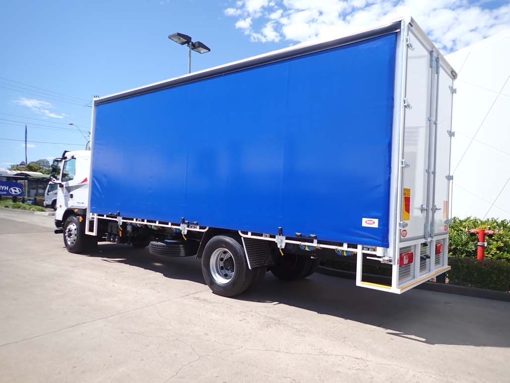 2022 HYUNDAI D217 PAVISE AUTOMATIC TAUTLINER 