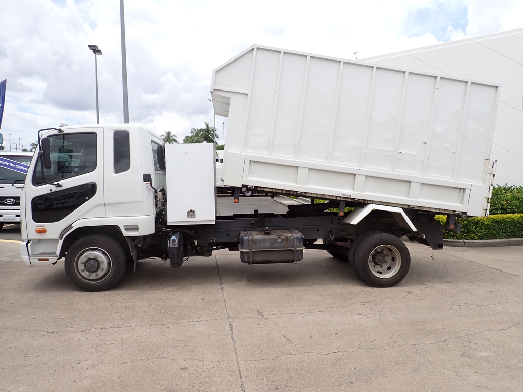 2021 MITSUBISHI FUSO FIGHTER 1124 MANUAL TIPPER