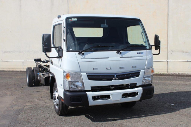2019 FUSO CANTER 918 XXLWB MANUAL CAB CHASSIS