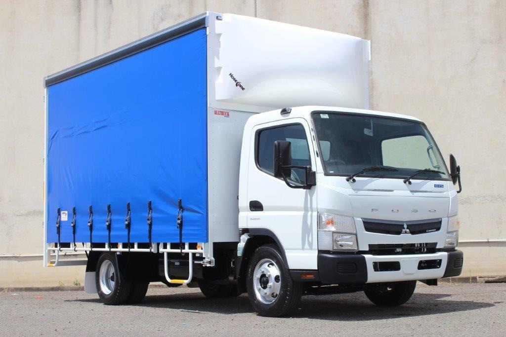 2019 FUSO CANTER 815 6 PALLET TAUTLINER TRUCK