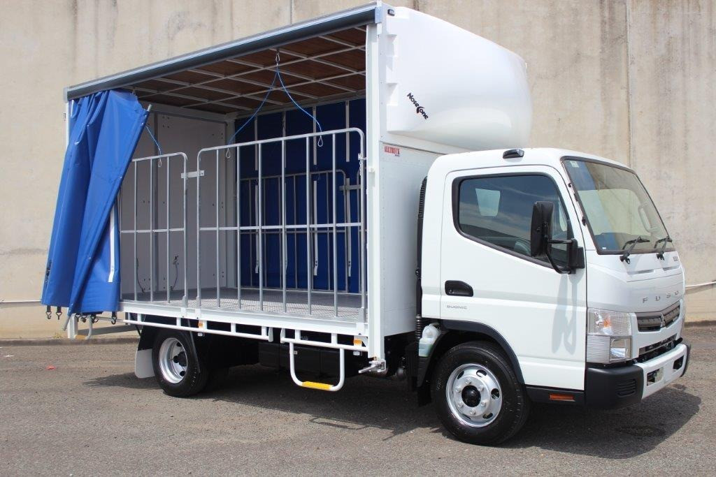 2019 FUSO CANTER 815 6 PALLET TAUTLINER TRUCK