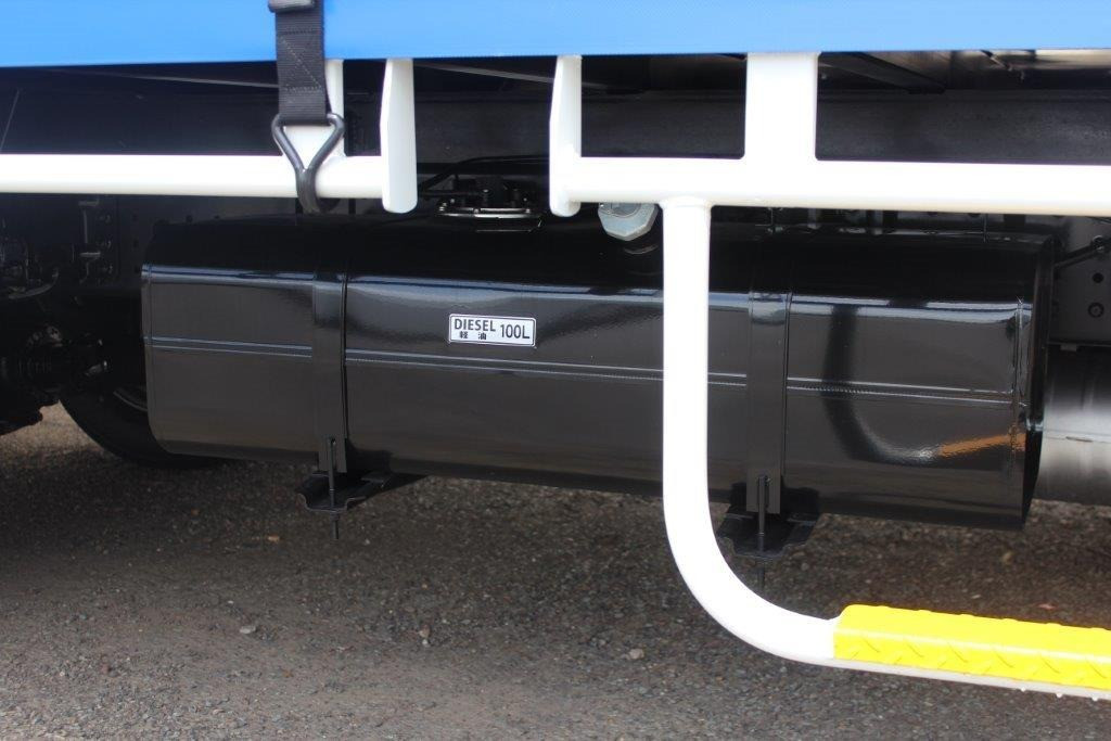2019 FUSO CANTER 815 6 PALLET TAUTLINER TRUCK