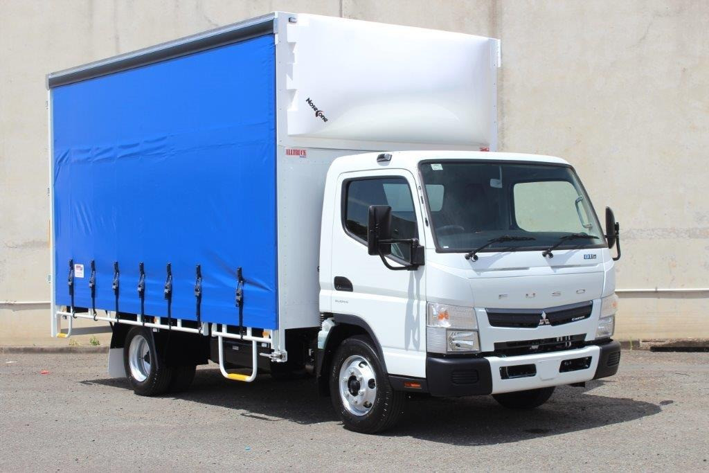 2019 FUSO CANTER 815 6 PALLET TAUTLINER TRUCK