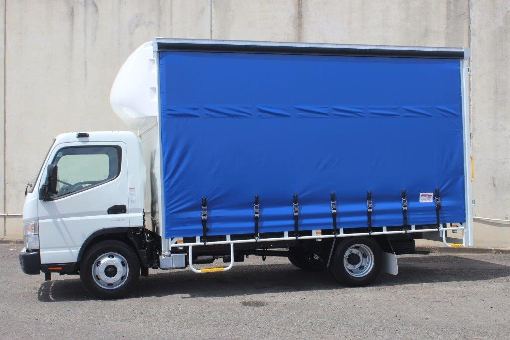 2019 FUSO CANTER 815 6 PALLET TAUTLINER TRUCK