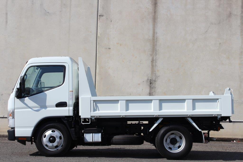 2019 FUSO CANTER 615 MANUAL TIPPER