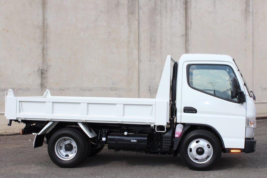 2019 FUSO CANTER 615 MANUAL TIPPER