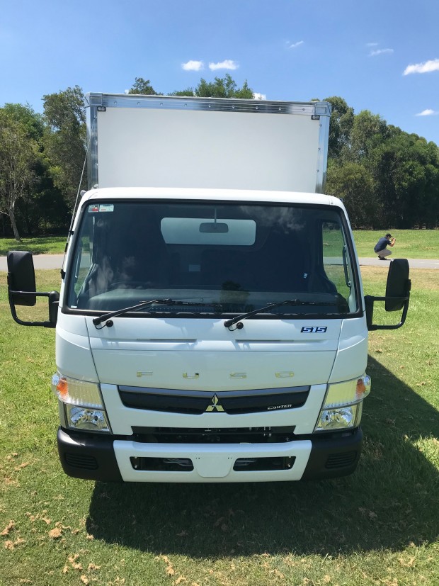 2018 FUSO CANTER 515 WIDE FACTORY PAN TRUCK AMT CAB CHASSIS