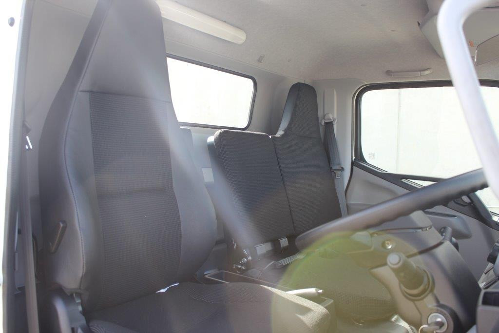 2020 FUSO CANTER 515 WIDE MWB AMT PANTECH TRUCK