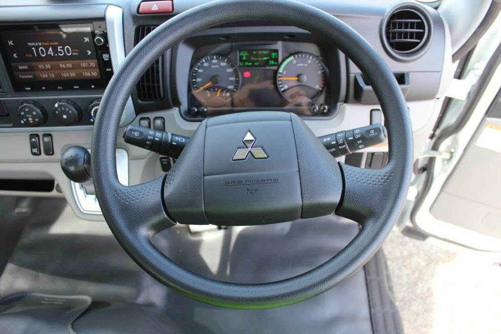 2020 FUSO CANTER 515 WIDE MWB AMT PANTECH TRUCK