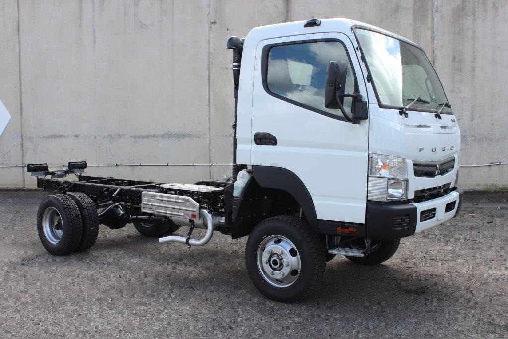 2020 FUSO CANTER FG 4X4 MANUAL CAB CHASSIS