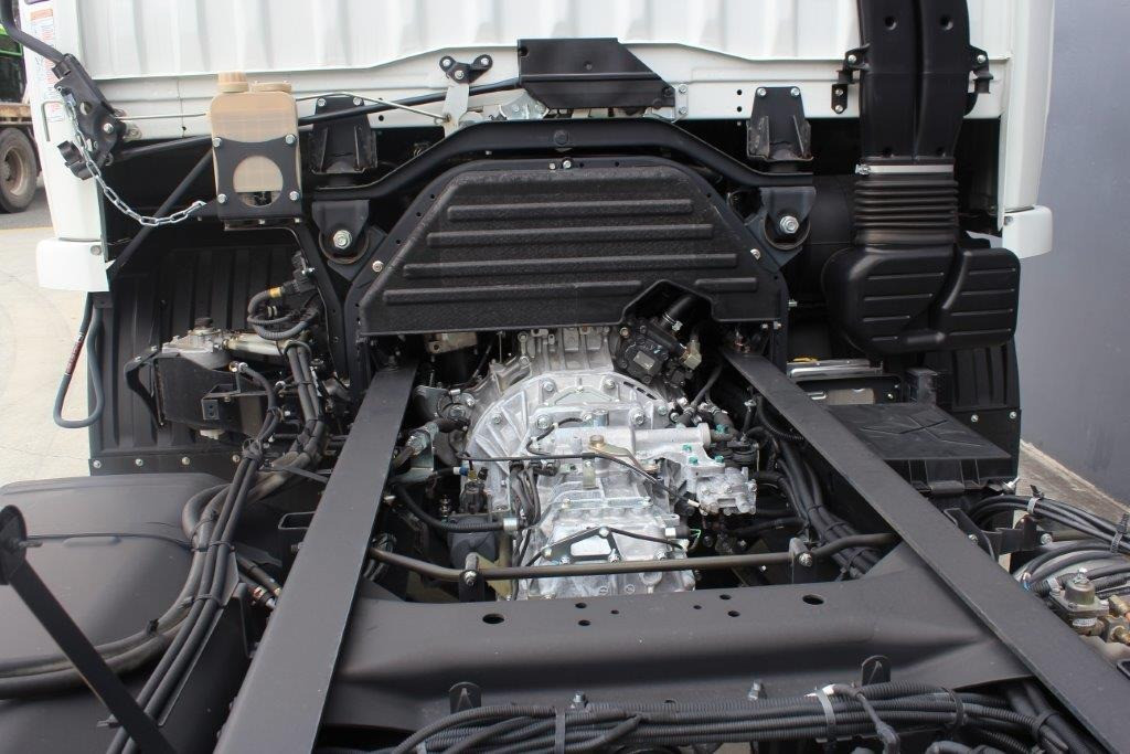 2020 FUSO FIGHTER 1627 XLWB MANUAL CAB CHASSIS