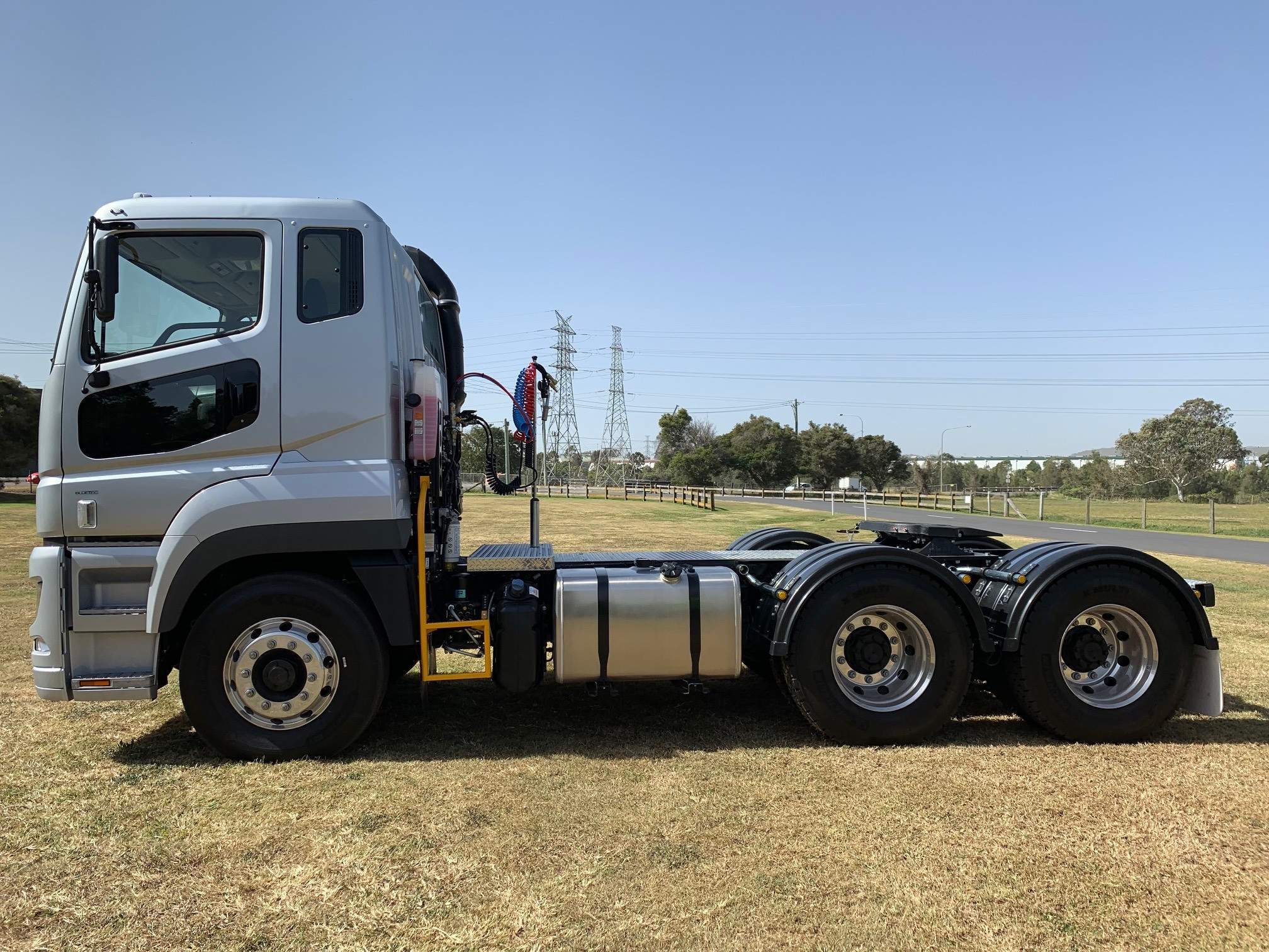 2019 FUSO SHOGUN FV74 AMT PRIME MOVER