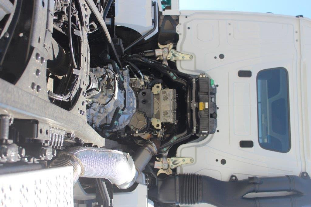 2018 MERCEDES-BENZ AROCS 4446 8X8 AMT CAB CHASSIS