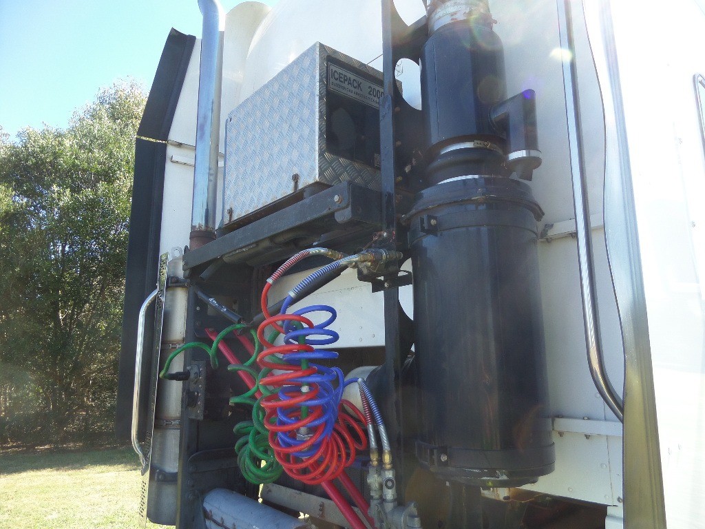 2011 FREIGHTLINER ARGOSY 110 BIG CAB TRUCK MANUAL PRIMEMOVER