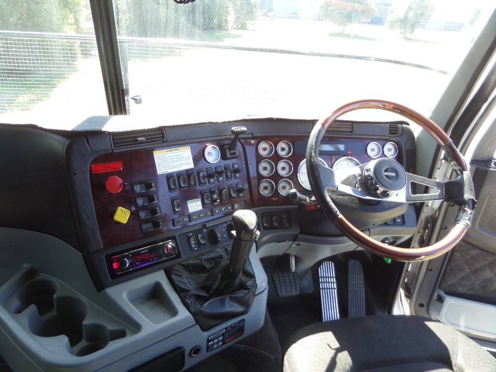 2011 FREIGHTLINER ARGOSY 110 BIG CAB TRUCK MANUAL PRIMEMOVER