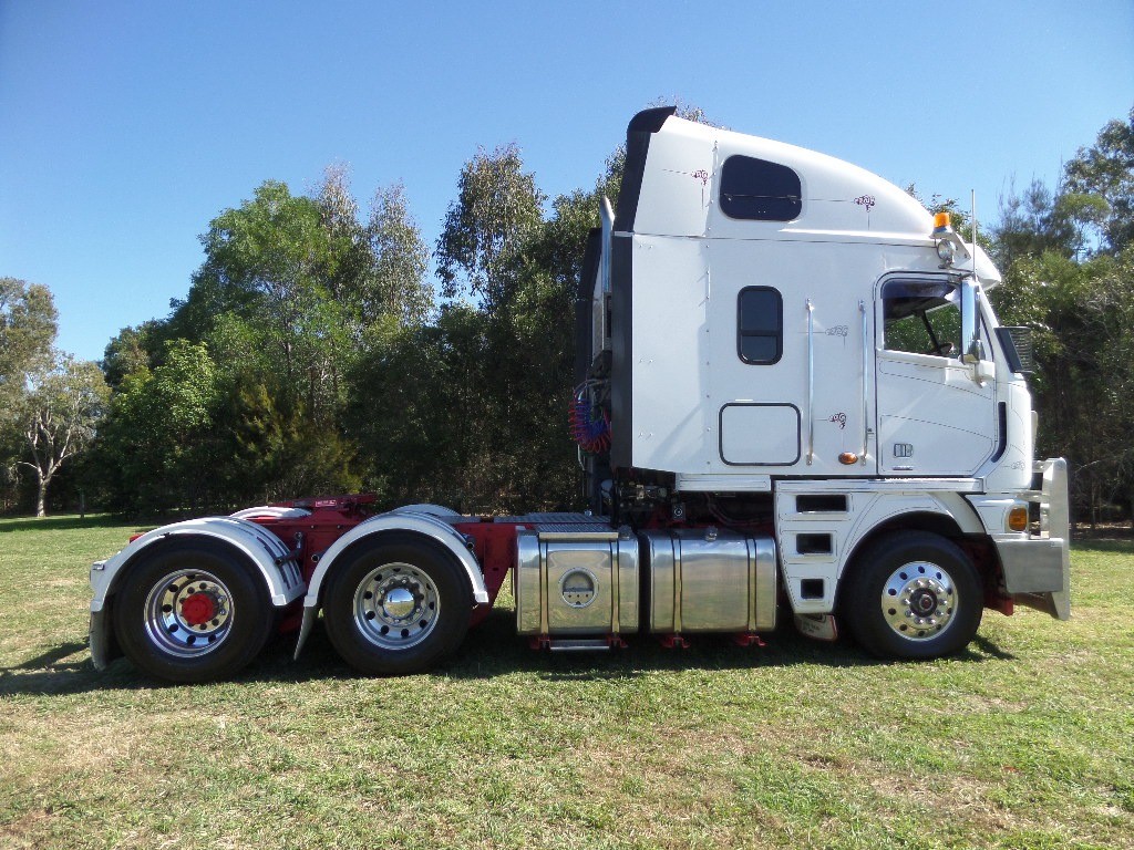2011 FREIGHTLINER ARGOSY 110 BIG CAB TRUCK MANUAL PRIMEMOVER