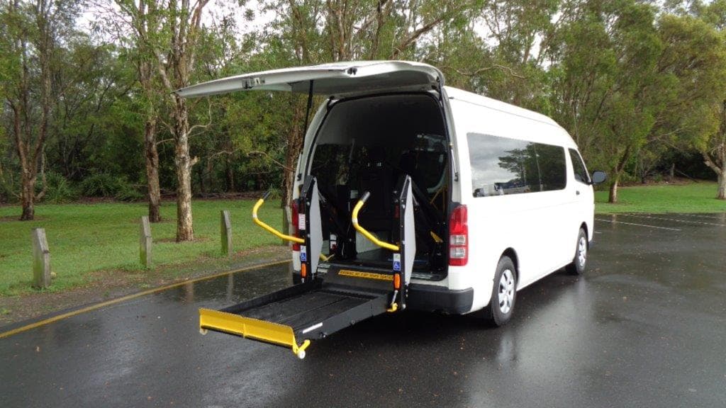 2018 TOYOTA HIACE COMMUTER BUS