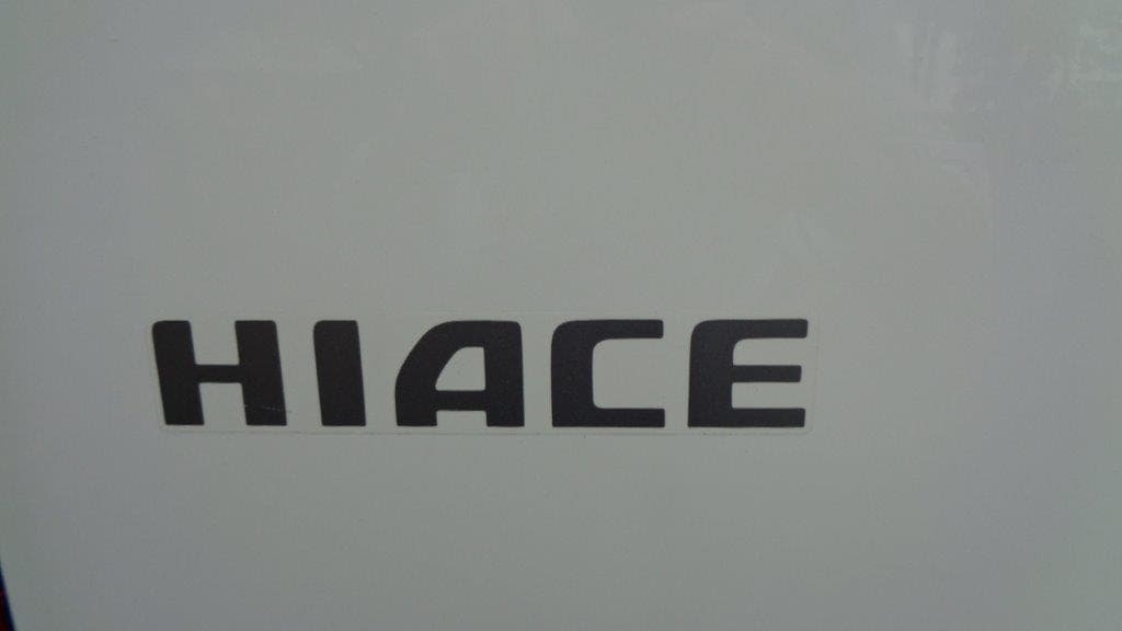 2018 TOYOTA HIACE COMMUTER BUS