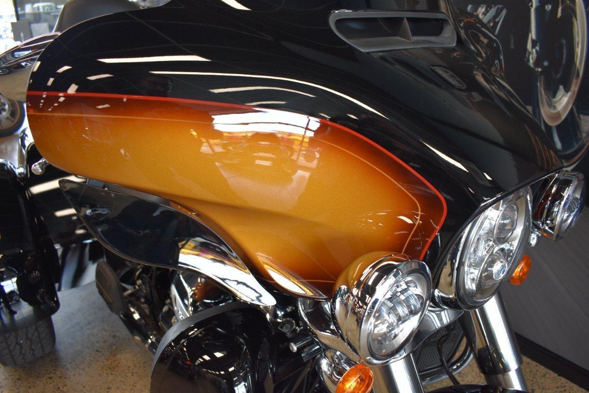 2024 HARLEY-DAVIDSON TRI GLIDE ULTRA 114 (FLHTCUTG) TRIKE