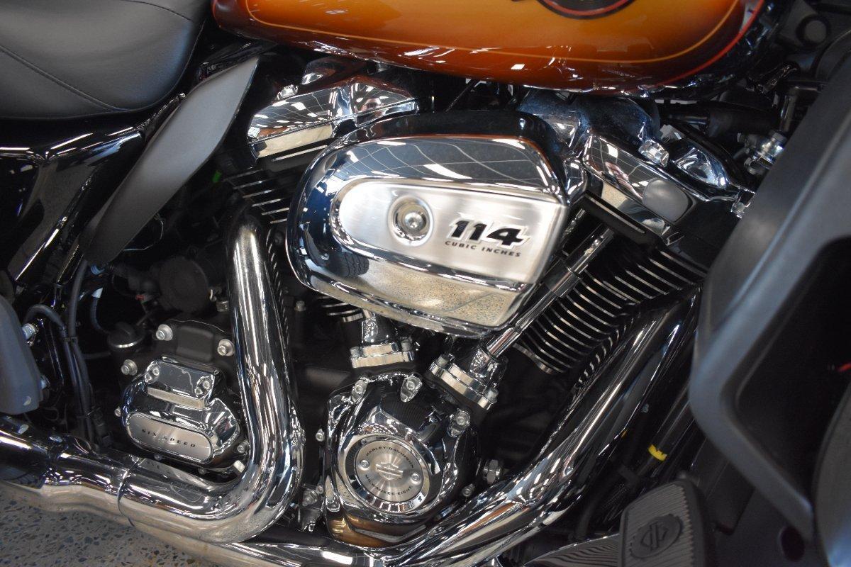 2024 HARLEY-DAVIDSON TRI GLIDE ULTRA 114 (FLHTCUTG) TRIKE