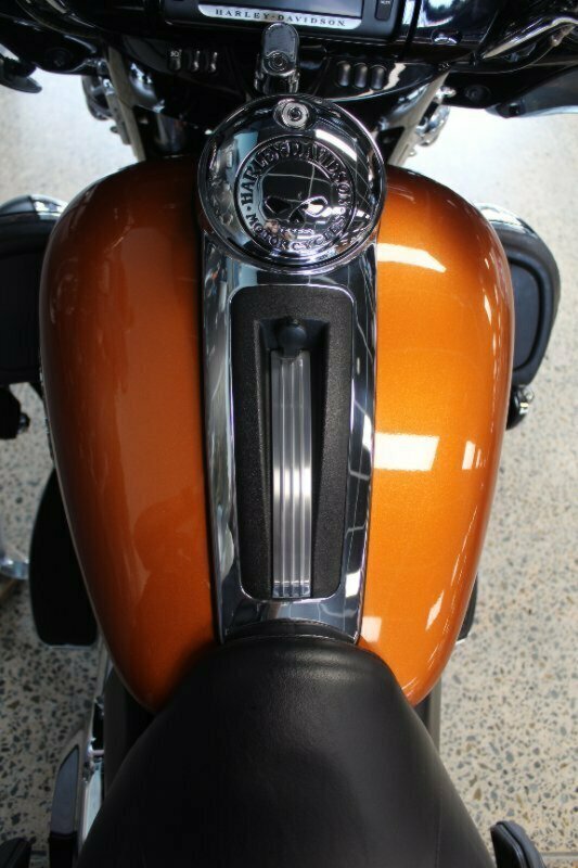 2014 HARLEY-DAVIDSON FLHTK ULTRA LIMITED CRUISER