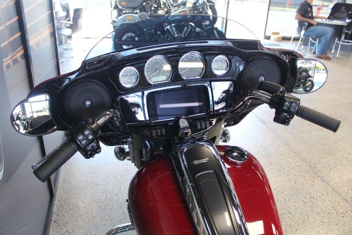 2021 HARLEY-DAVIDSON STREET GLIDE SPECIAL 114 (FLHXS) CRUISER