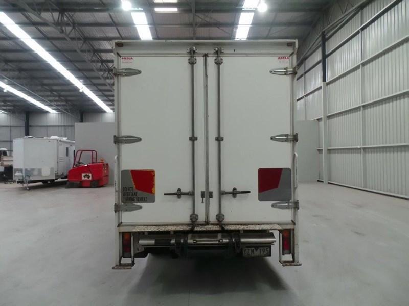 2012 FUSO CANTER 515