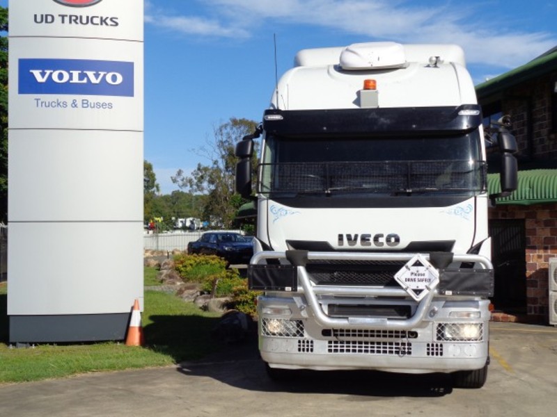 2015 IVECO Stralis 560 E5 Truck
