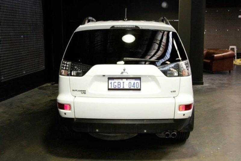 2012 MITSUBISHI OUTLANDER VR ZH MY12