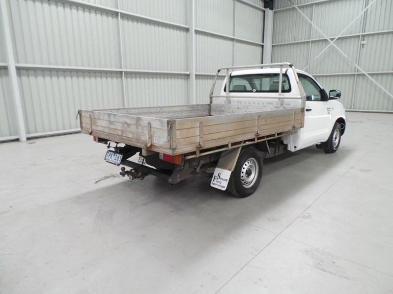 2005 TOYOTA HILUX