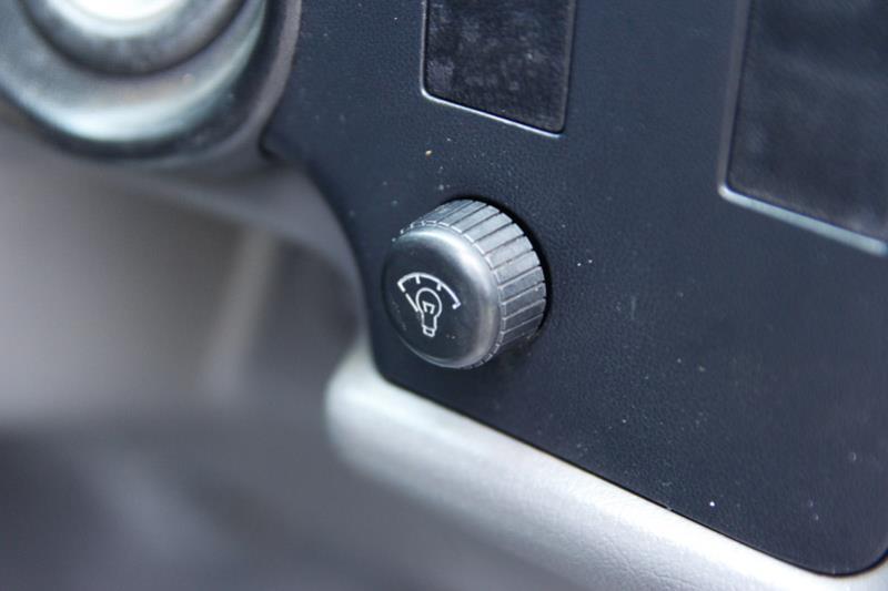 1996 TOYOTA HILUX RN85R