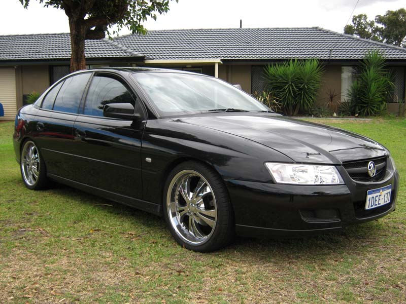 2006 HOLDEN COMMODORE EXECUTIVE VZ